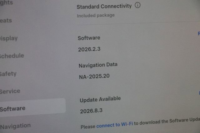 Used 2021 Tesla Model Y Long Range image 34