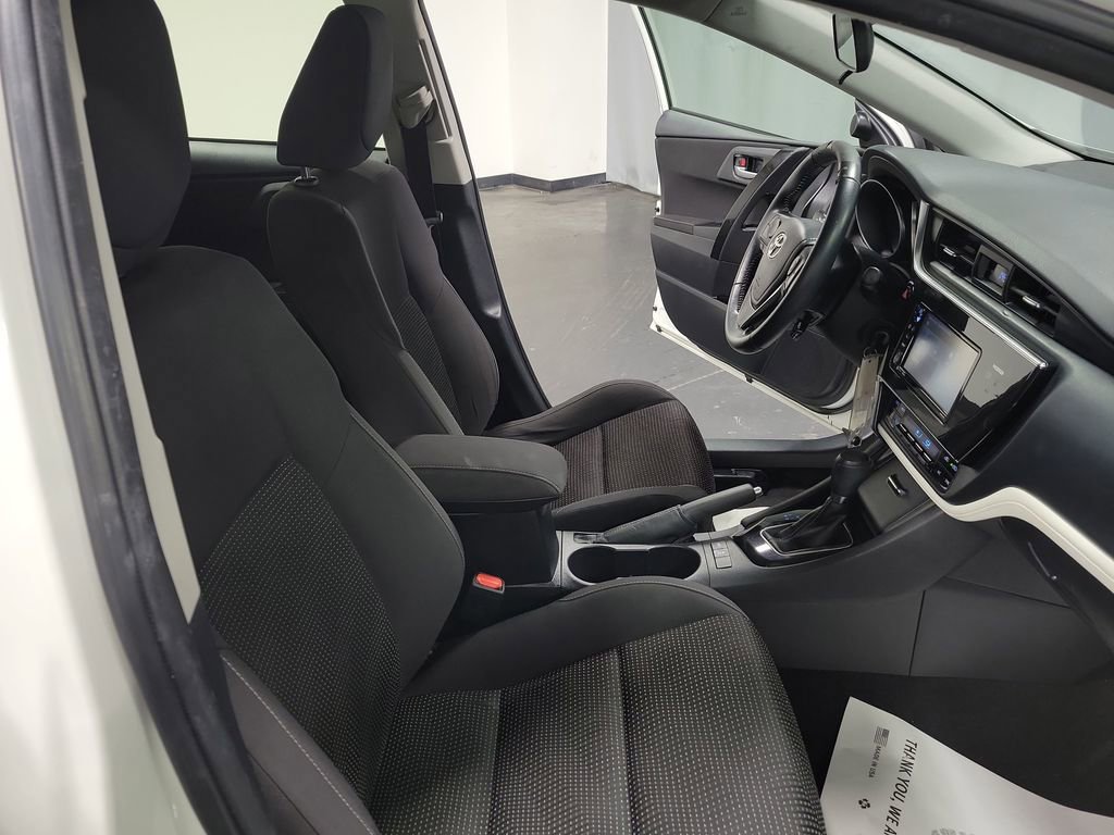 Used 2017 Toyota Corolla iM image 21