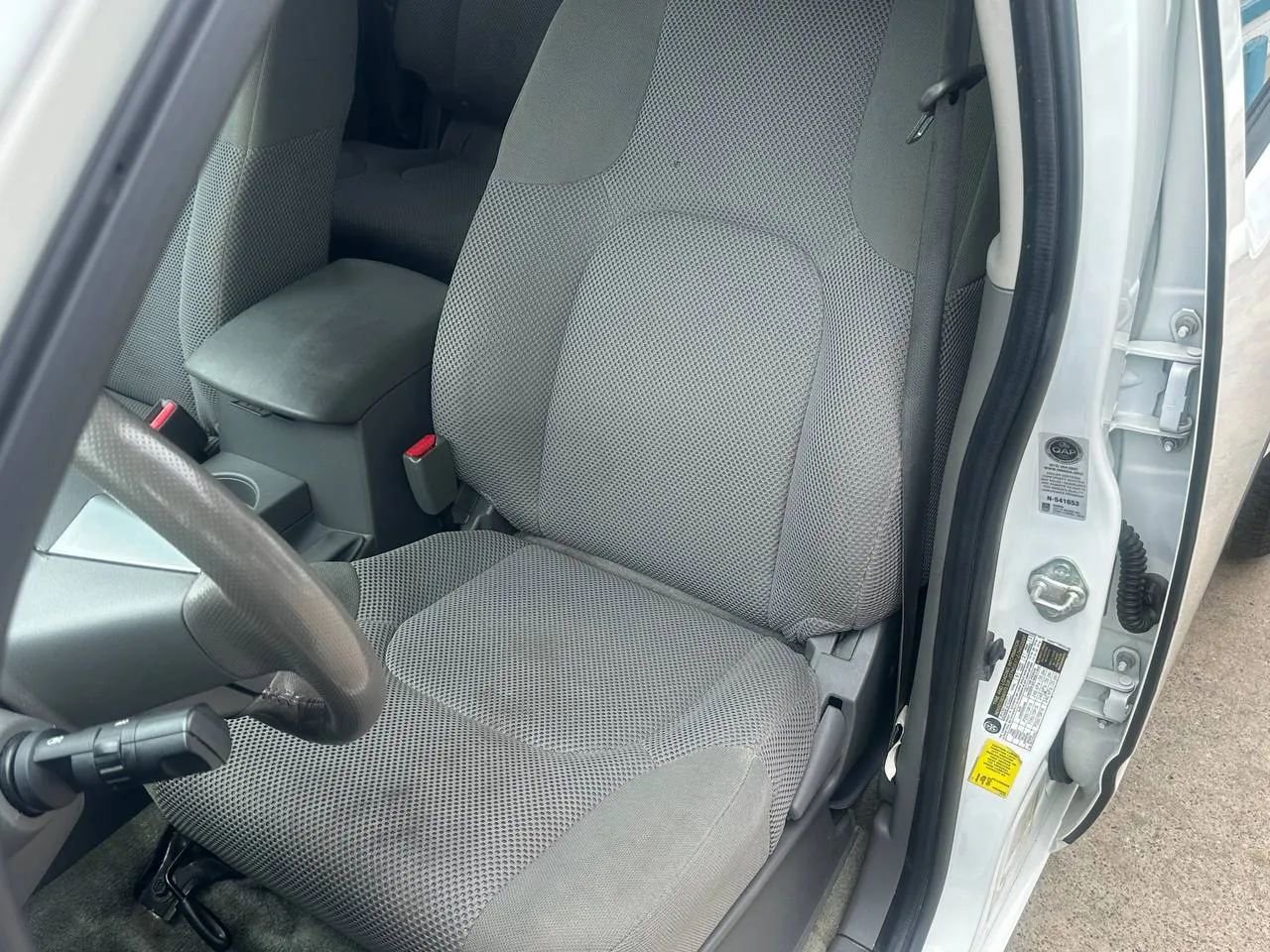 Used 2017 Nissan Frontier SV w/ SV Value Truck Package AWD/4WD image 12