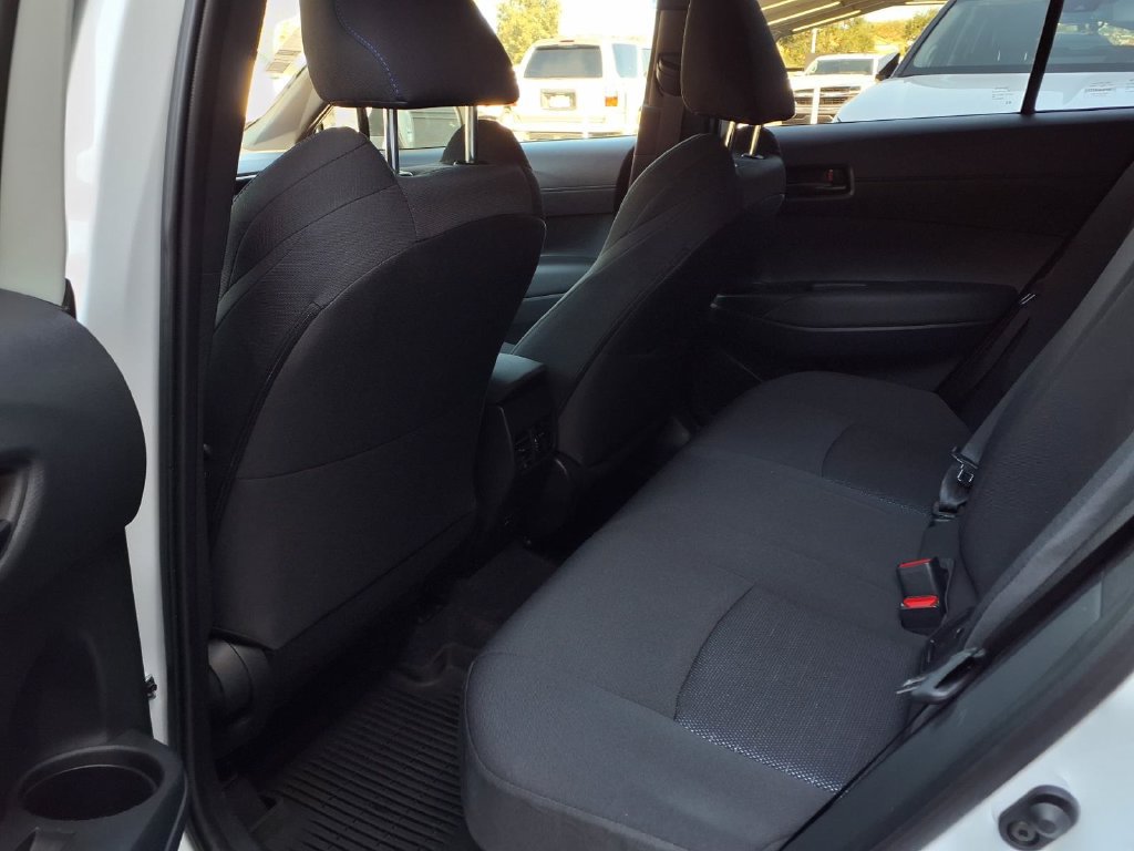 Certified 2024 Toyota Corolla Cross AWD Hybrid w/ Moonroof Package image 24