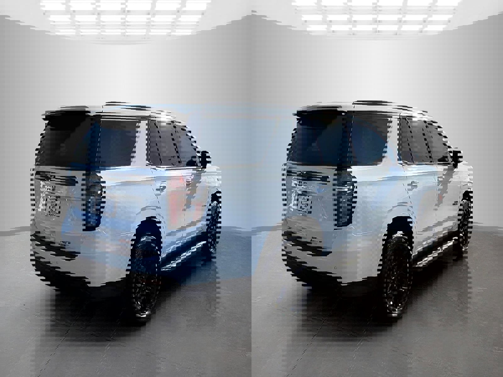 Used 2023 Chevrolet Tahoe RST RWD image 4