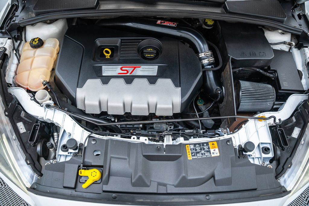 Used 2017 Ford Focus ST FWD image 19