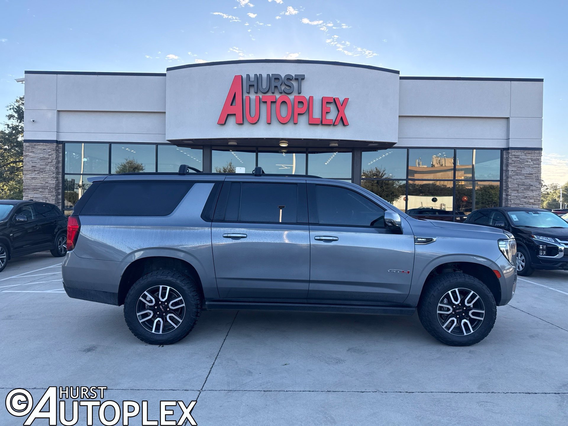 Used 2021 GMC Yukon XL AT4 w/ AT4 Premium Plus Package AWD/4WD image 1
