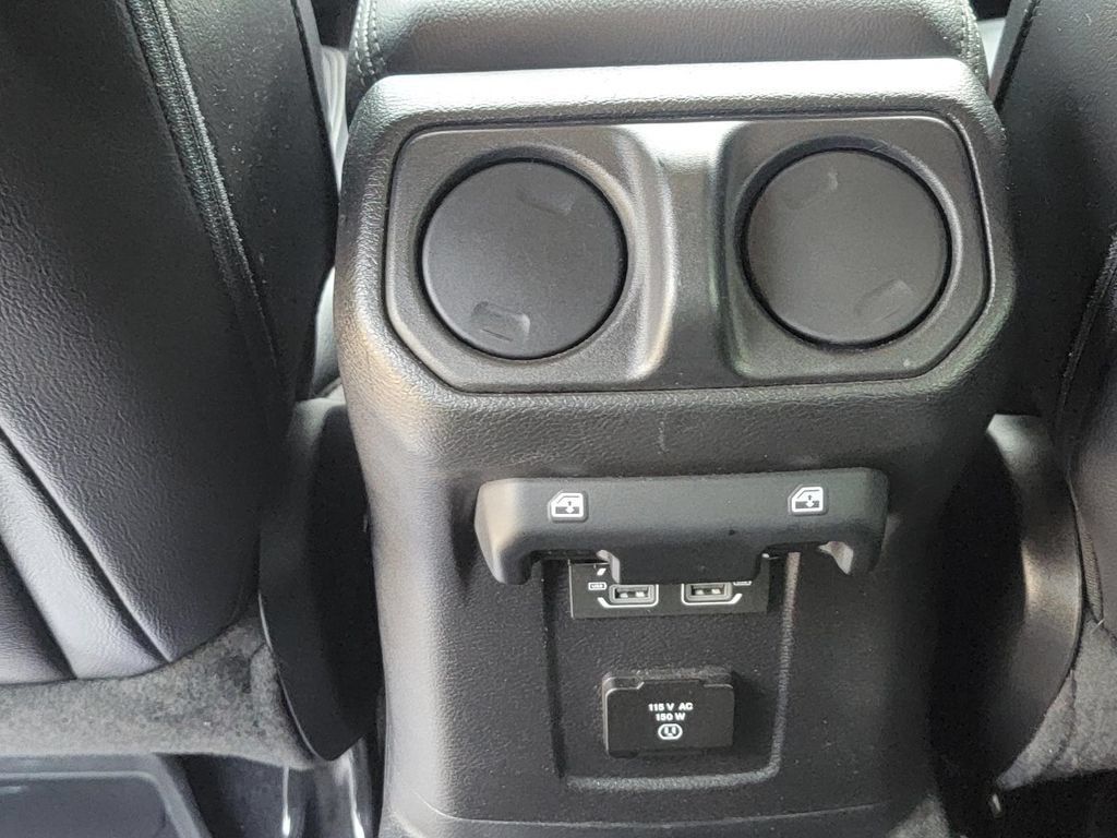 Used 2021 Jeep Wrangler Unlimited Sahara AWD/4WD image 26