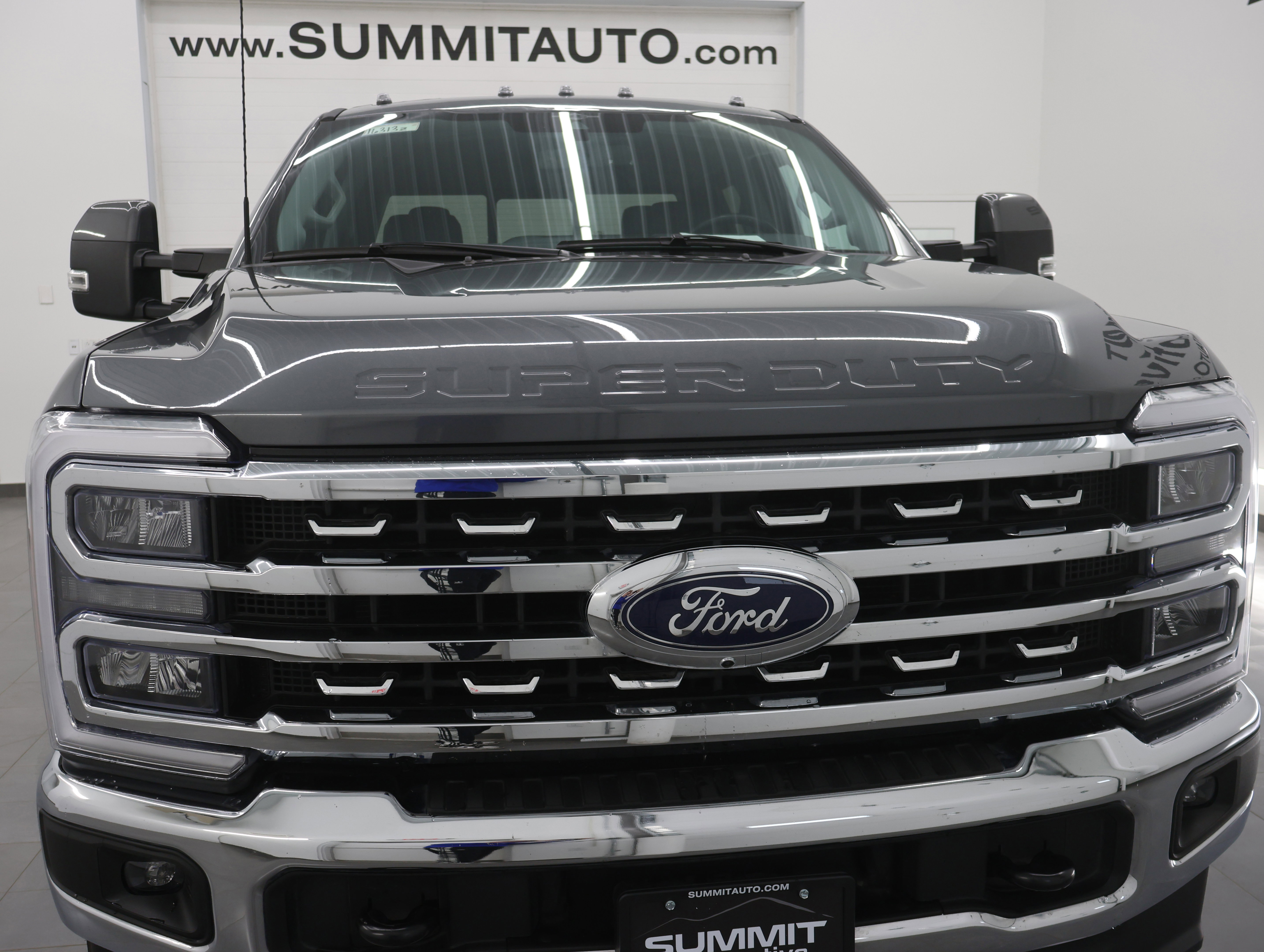 Used 2023 Ford F350 Lariat image 21