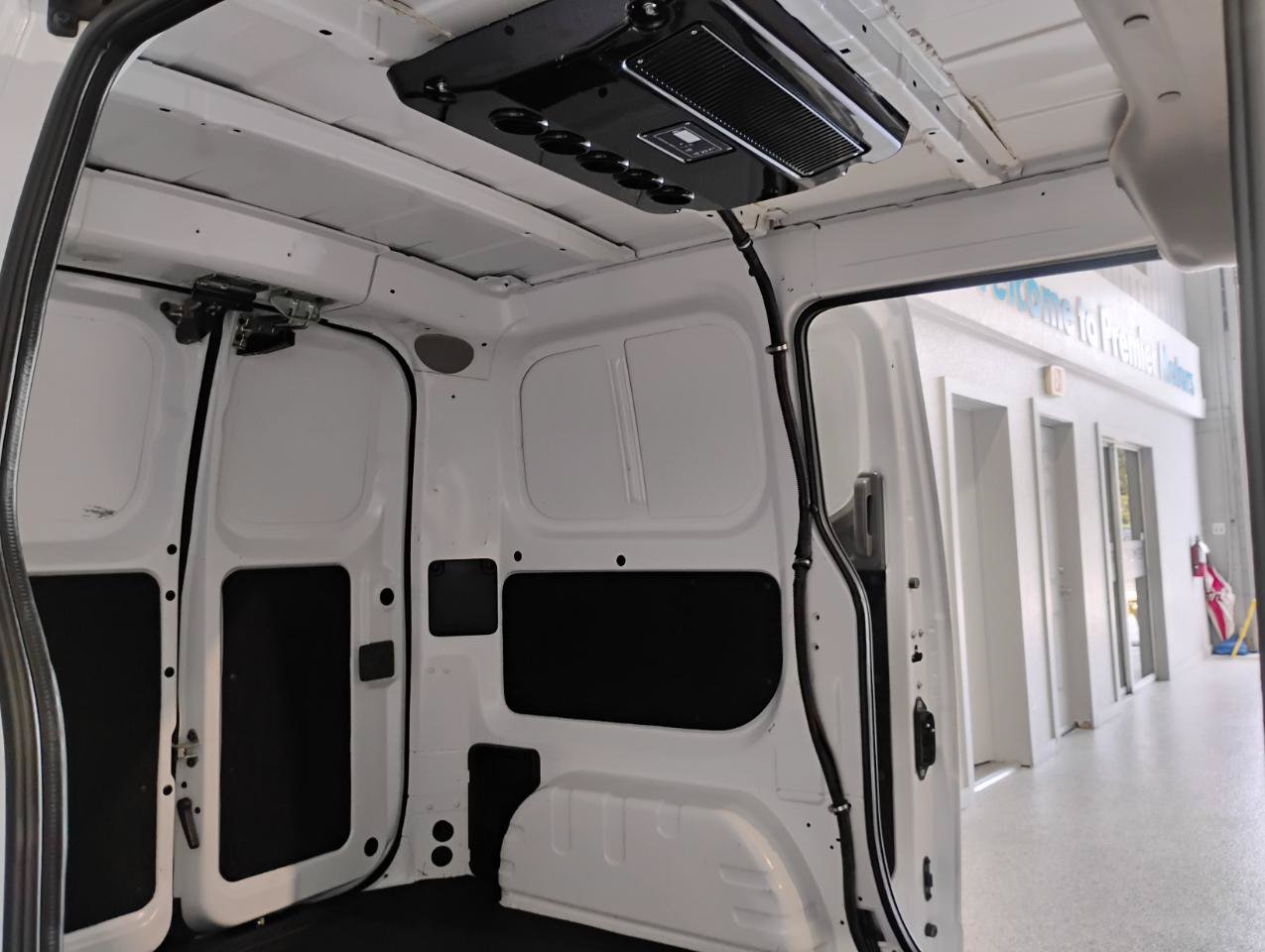 Used 2019 Nissan NV200 S FWD image 63