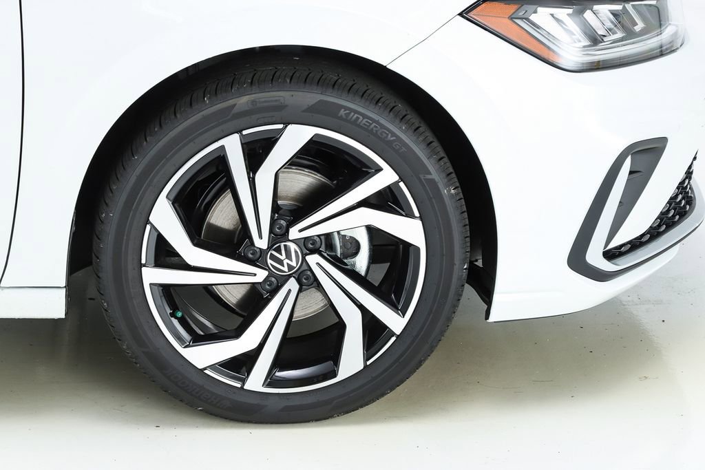 New 2026 Volkswagen Jetta SEL image 14