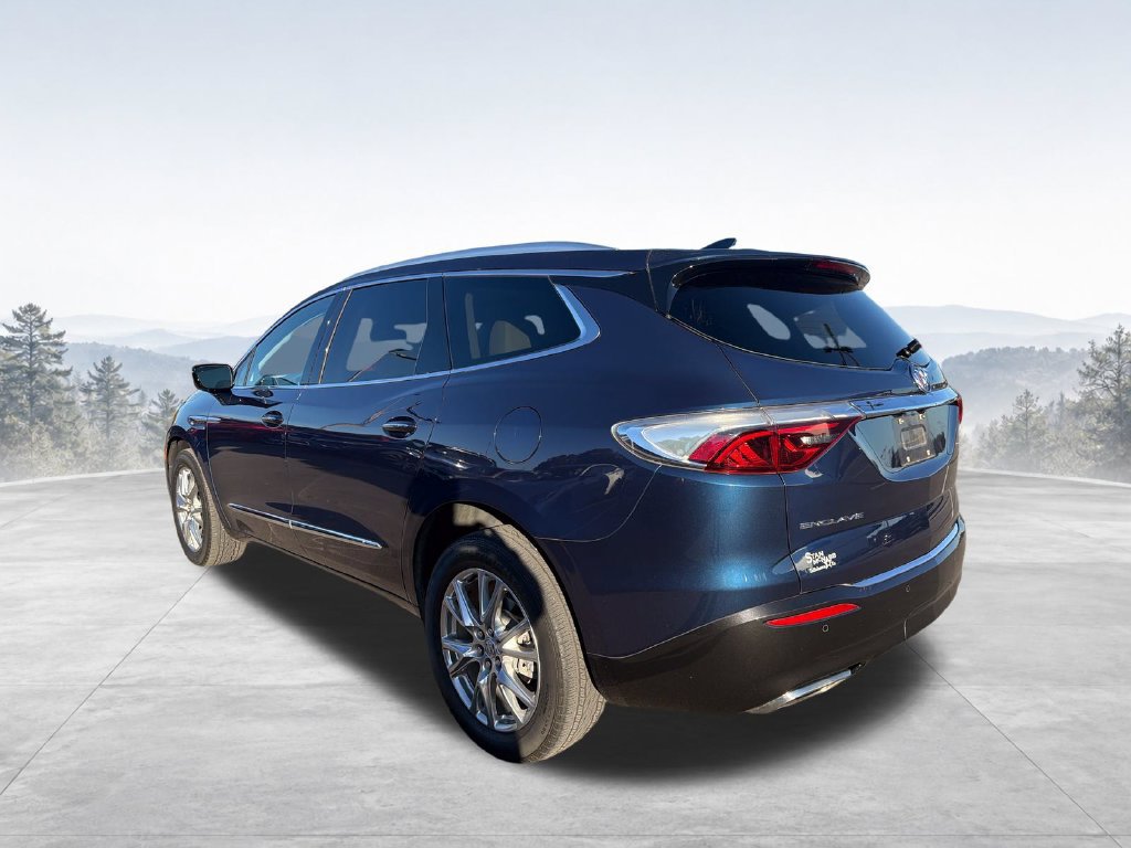 Used 2023 Buick Enclave Essence w/ Experience Buick Package FWD image 7