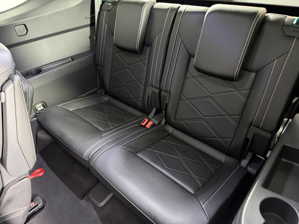 Used 2024 Volkswagen Atlas SE FWD image 27