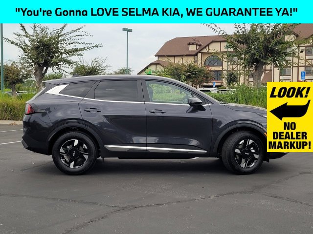 New 2026 Kia Sportage LX FWD image 3