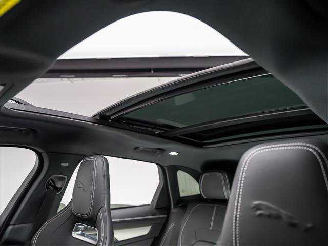 New 2026 Jaguar F-PACE R-Dynamic S AWD/4WD image 13