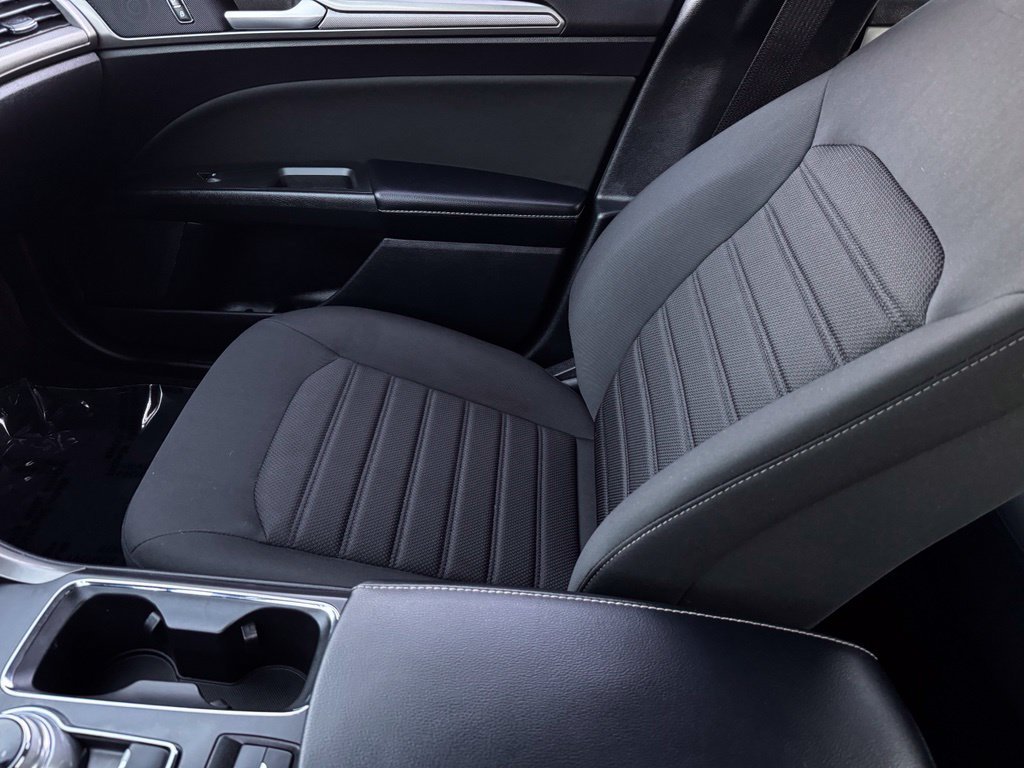 Certified 2019 Ford Fusion SE FWD image 27