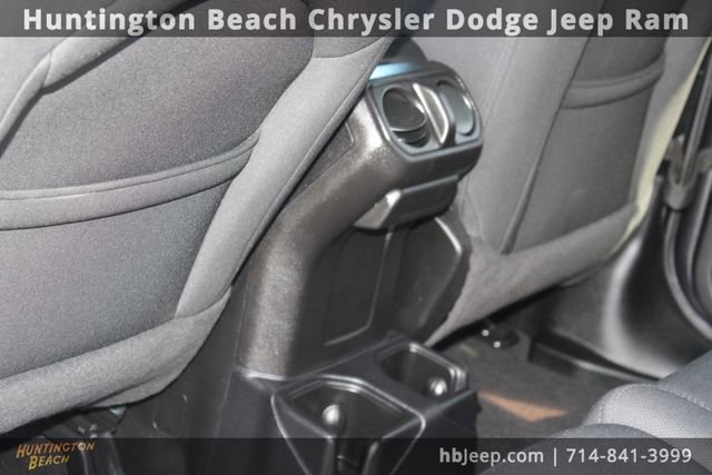 Used 2021 Jeep Wrangler Unlimited Sport image 30