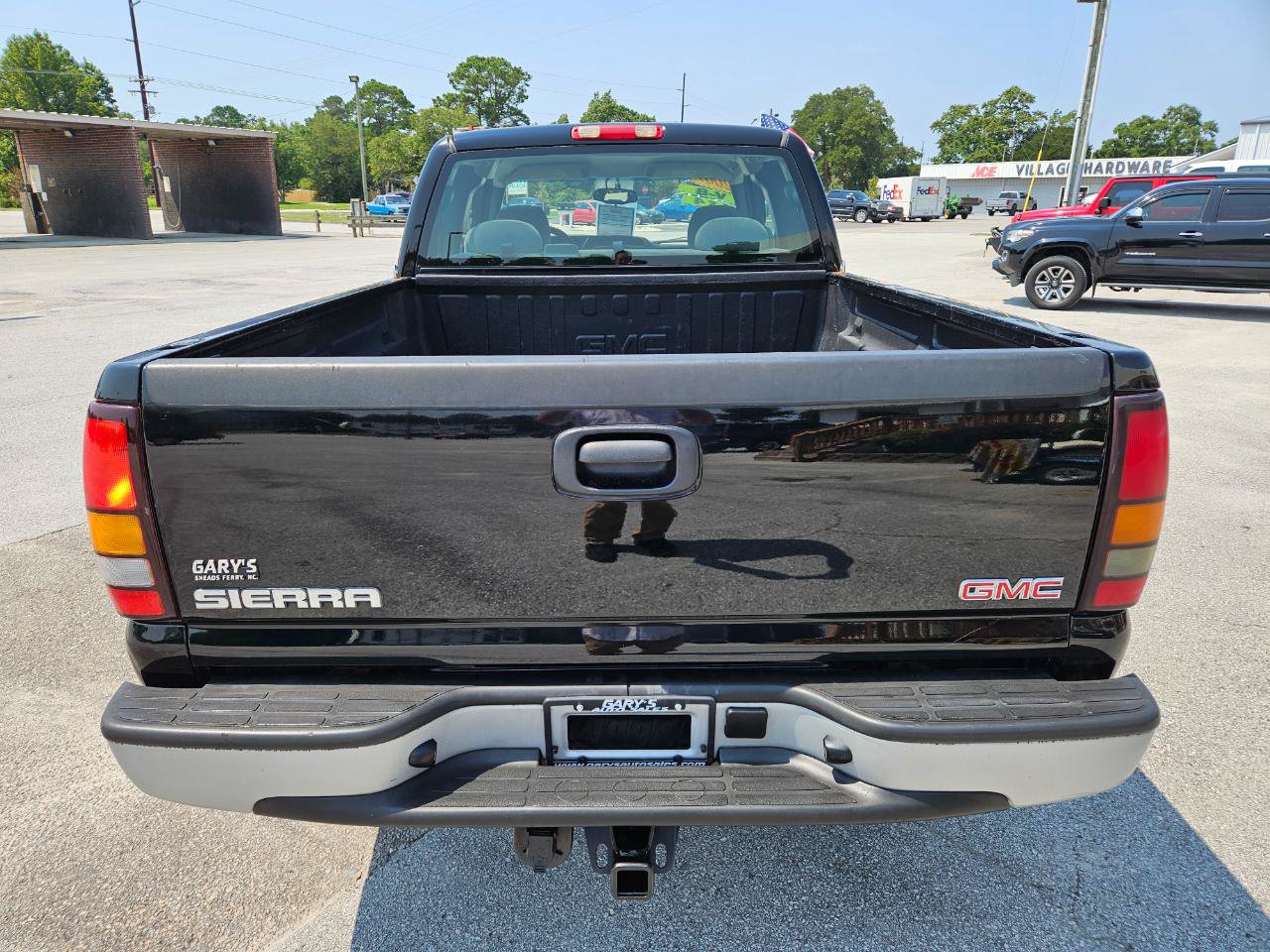 Used 2007 GMC Sierra 1500 W/T w/ Light Duty Power Package AWD/4WD image 5