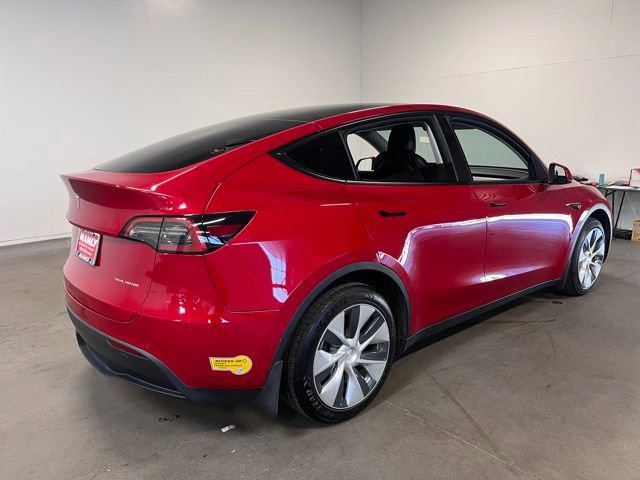 Used 2022 Tesla Model Y Long Range image 3