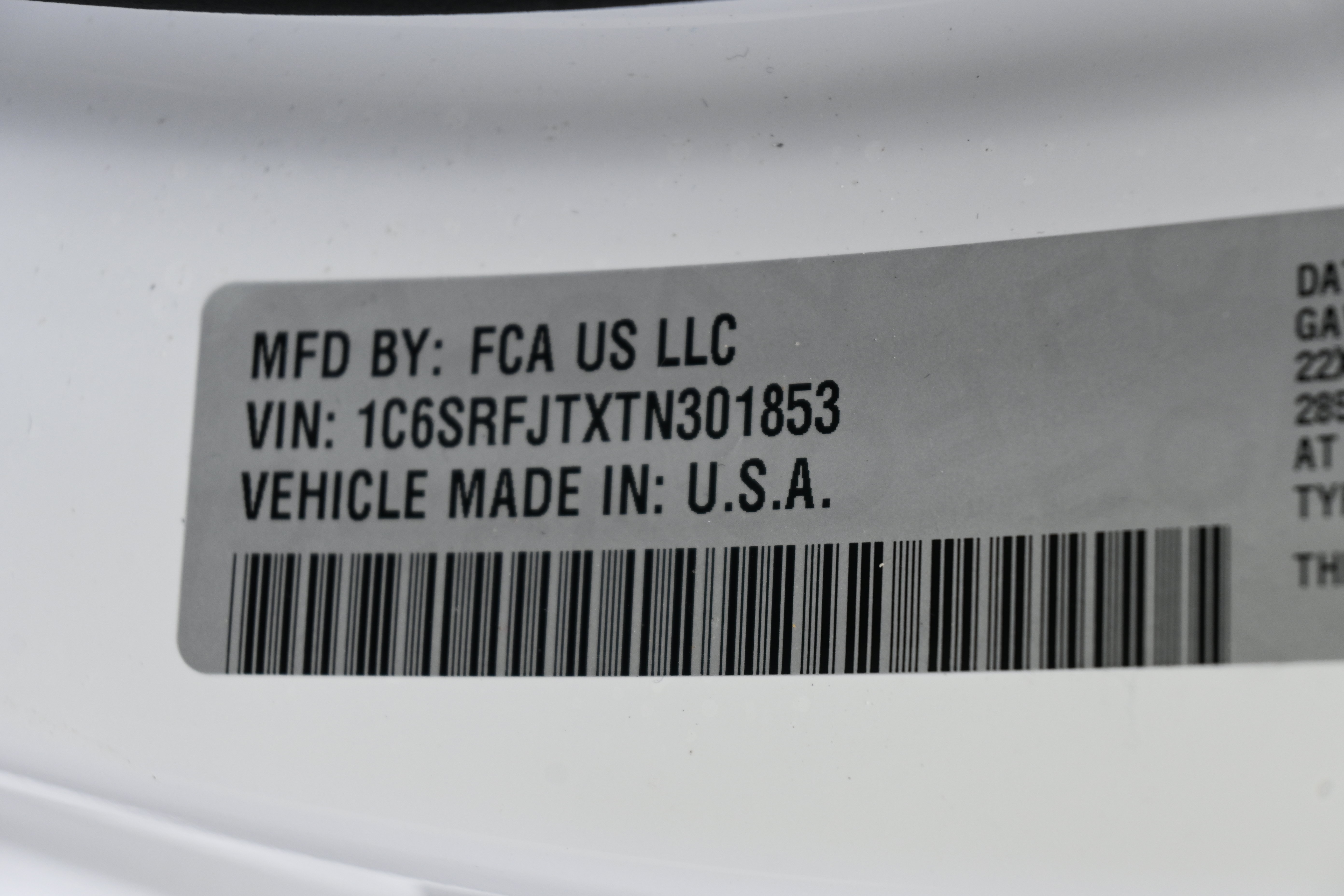New 2026 RAM 1500 Laramie AWD/4WD image 40