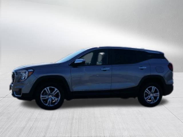 Used 2024 GMC Terrain SLE image 6