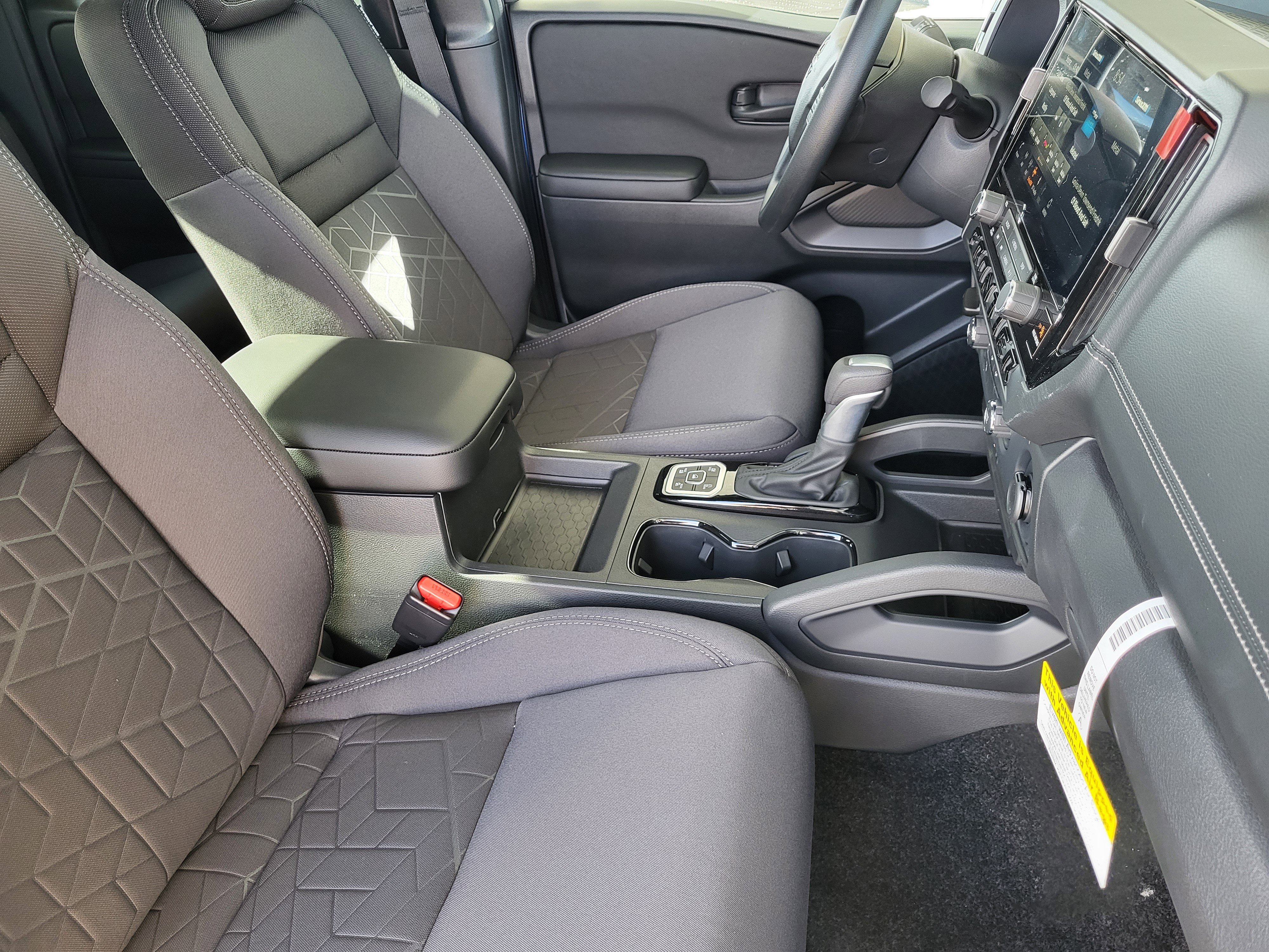 New 2026 Nissan Frontier SV w/ Tow Package image 8