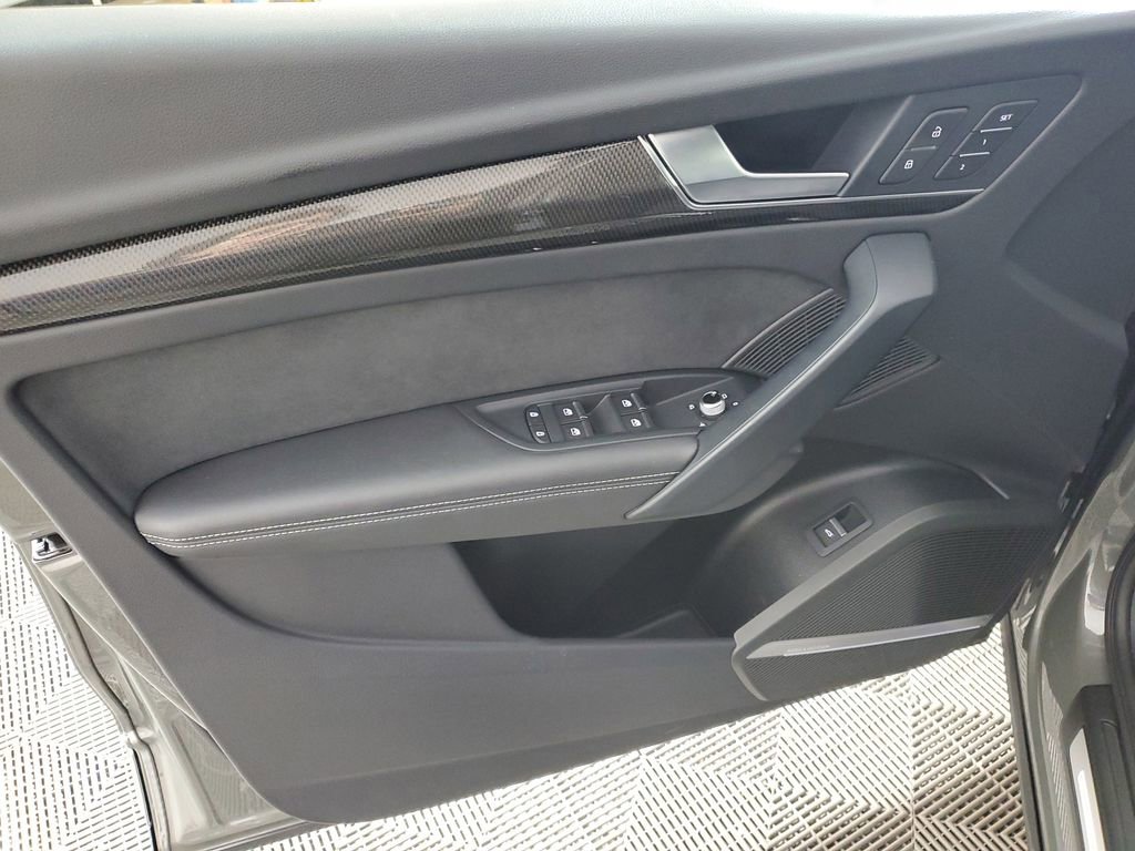 Certified 2023 Audi SQ5 Premium Plus w/ Premium Plus Package AWD/4WD image 19