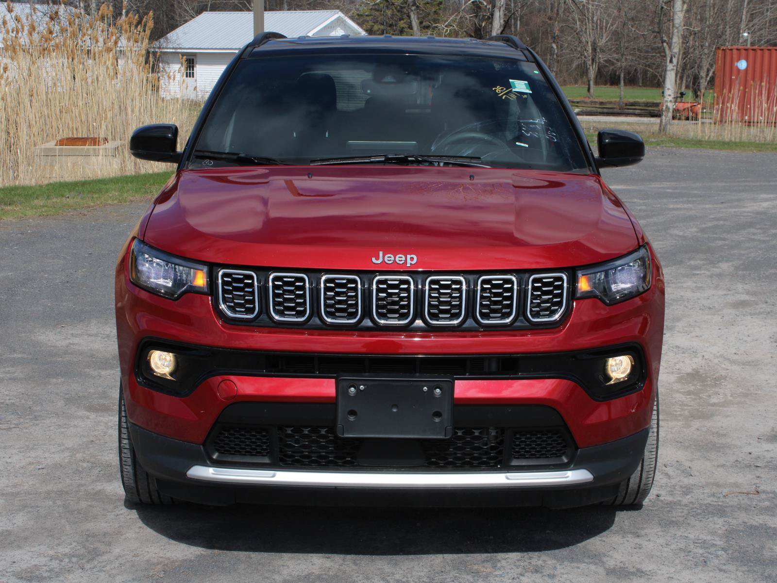 Used 2025 Jeep Compass Limited AWD/4WD image 2