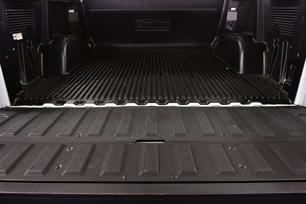 Used 2025 GMC Sierra 1500 SLT image 14