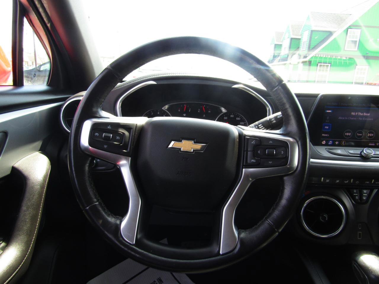 Used 2020 Chevrolet Blazer LT image 15
