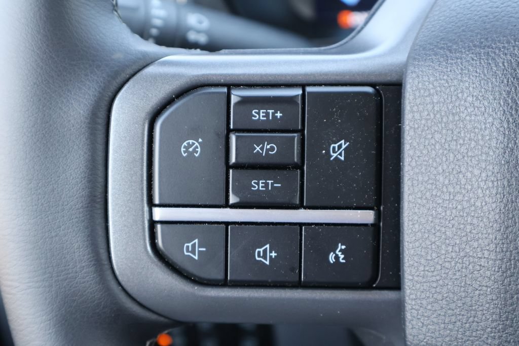 Used 2026 Ford F350 Lariat w/ Chrome Package AWD/4WD image 8