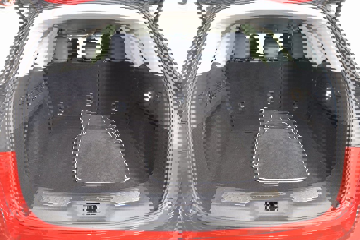 Used 2025 Lincoln Nautilus Premier image 55