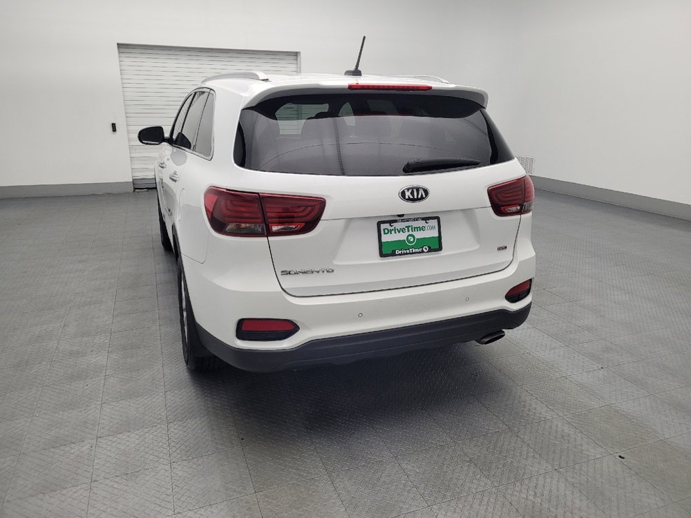 Used 2020 Kia Sorento LX w/ LX I4 Convenience Package image 6