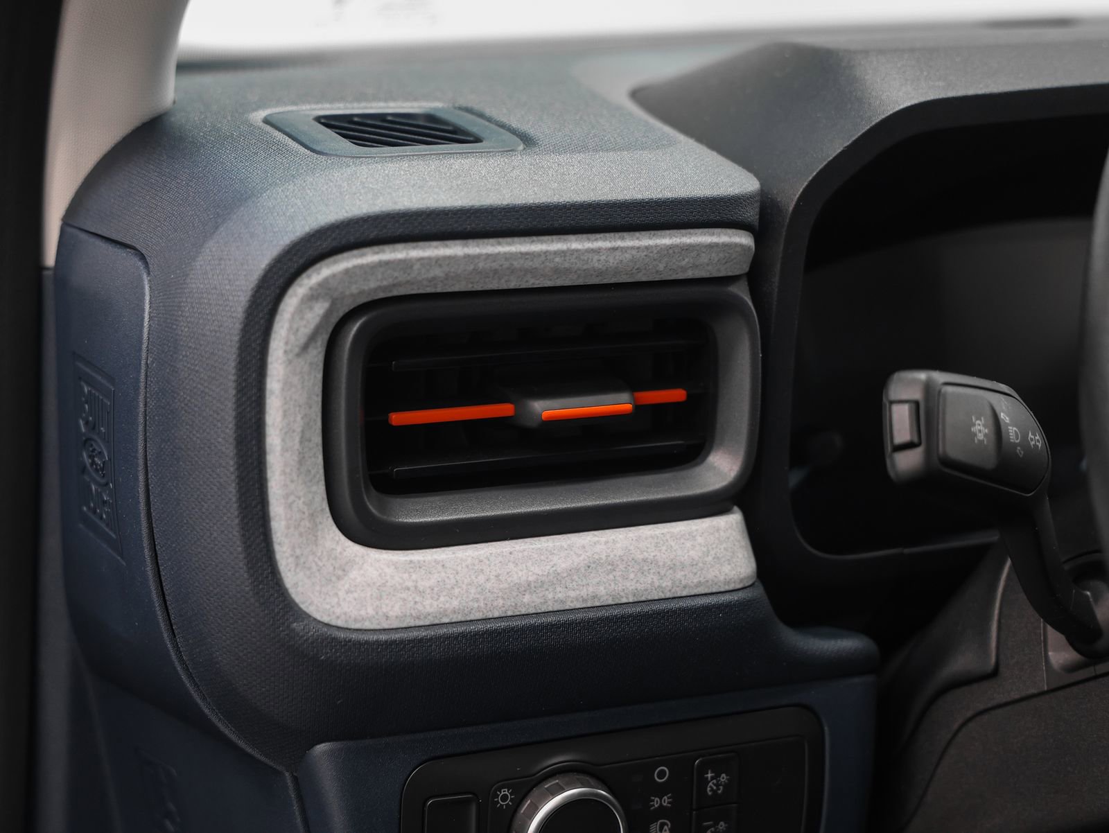 Used 2022 Ford Maverick XLT w/ Equipment Group 300A Standard image 30