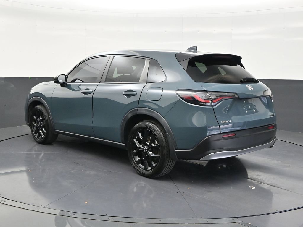 Used 2023 Honda HR-V Sport image 3