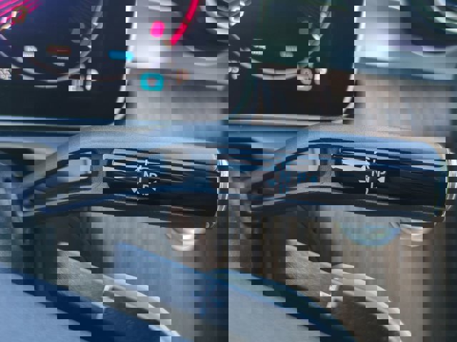 Used 2023 Mercedes-Benz C 300 Sedan image 18