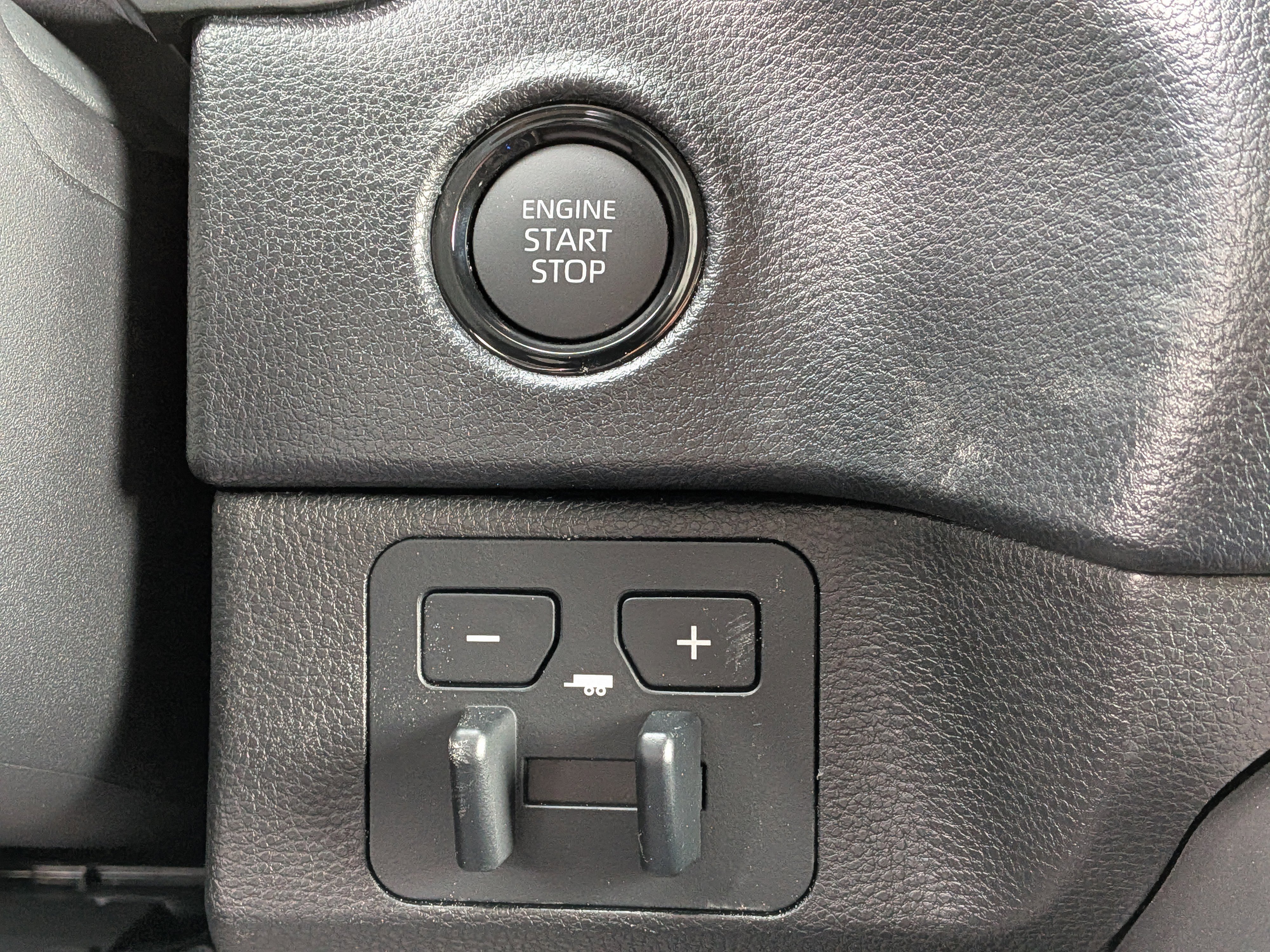 New 2026 Toyota Tundra SR5 w/ SR5 Convenience Package image 17