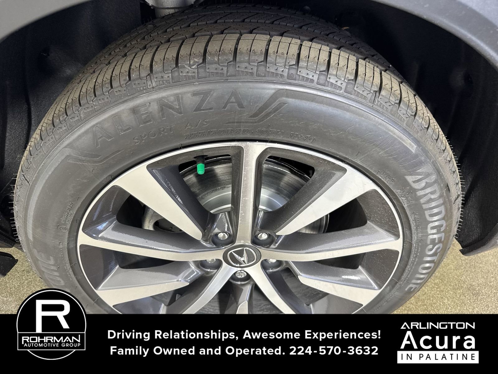 Used 2026 Acura MDX SH-AWD w/ Technology Package image 5