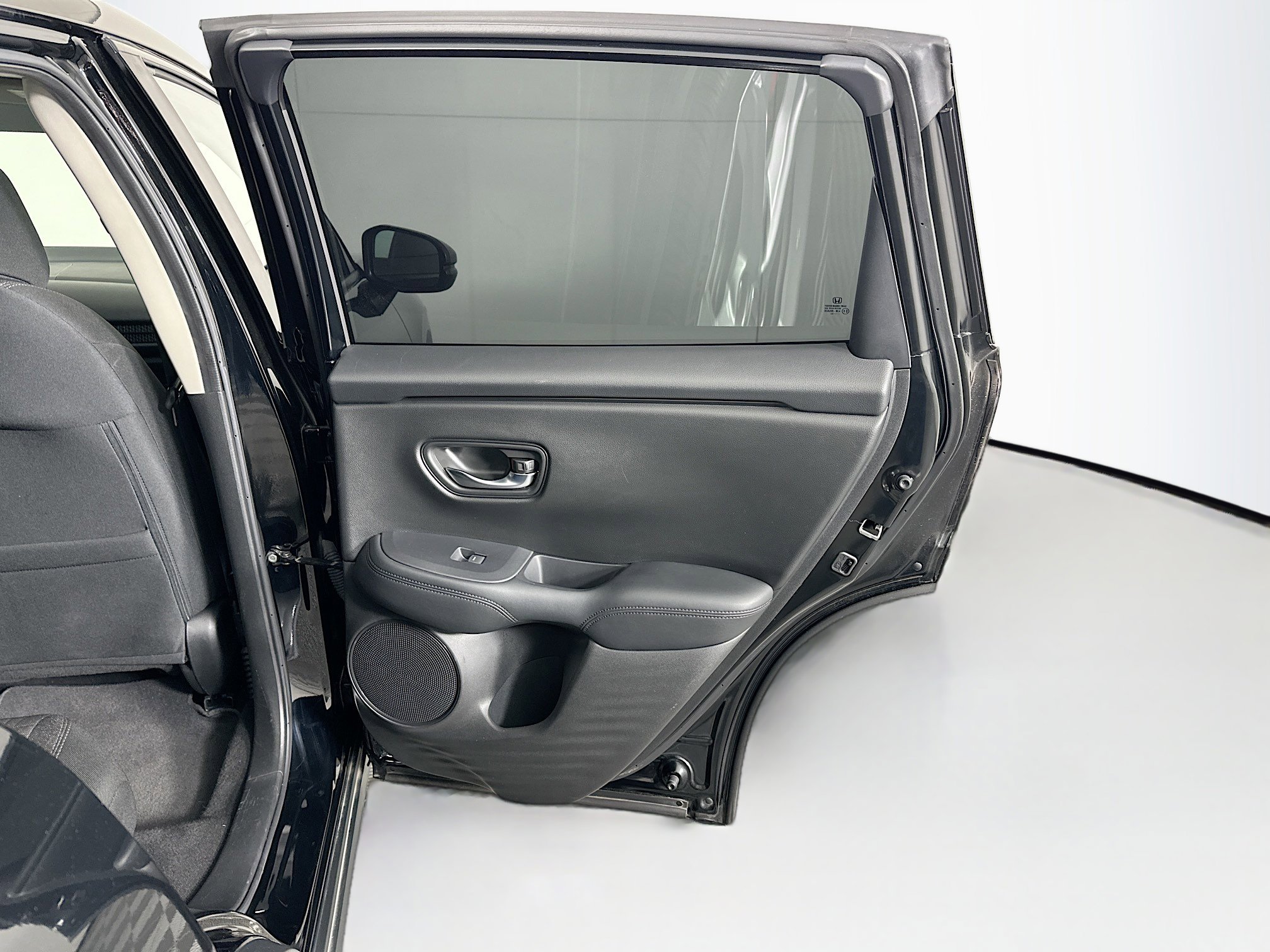 Used 2023 Honda HR-V LX image 27