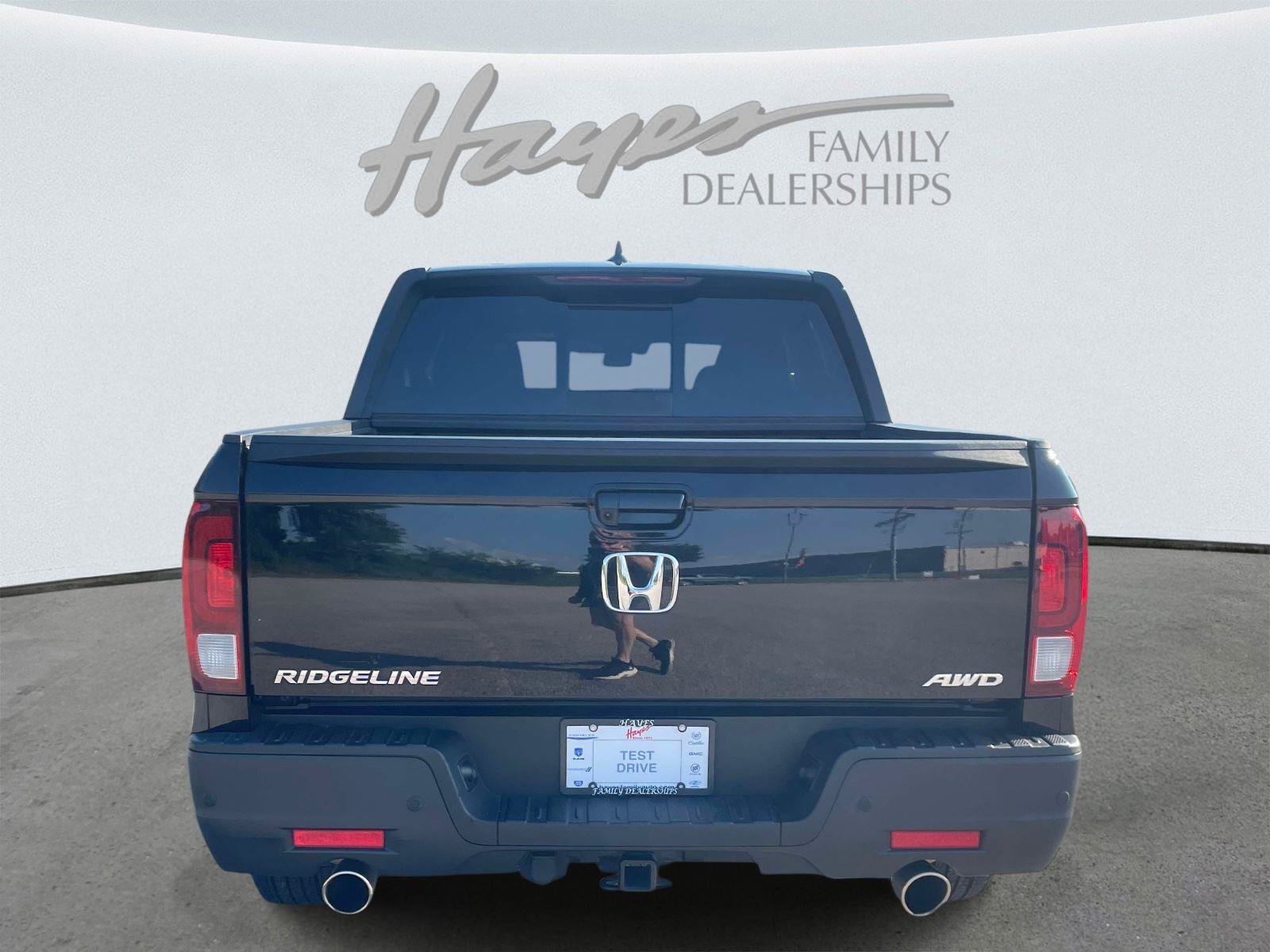 Used 2023 Honda Ridgeline Black Edition image 4