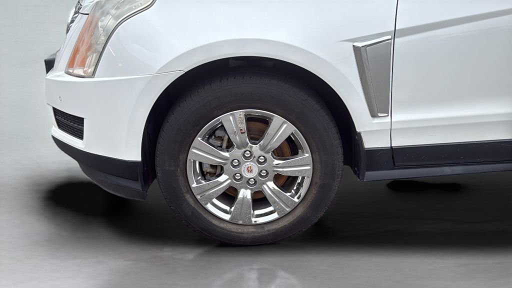 Used 2015 Cadillac SRX Luxury w/ Driver Awareness Package FWD image 21