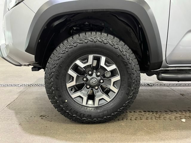 Certified 2021 Toyota Tacoma TRD Off-Road w/ Technology Package AWD/4WD image 24