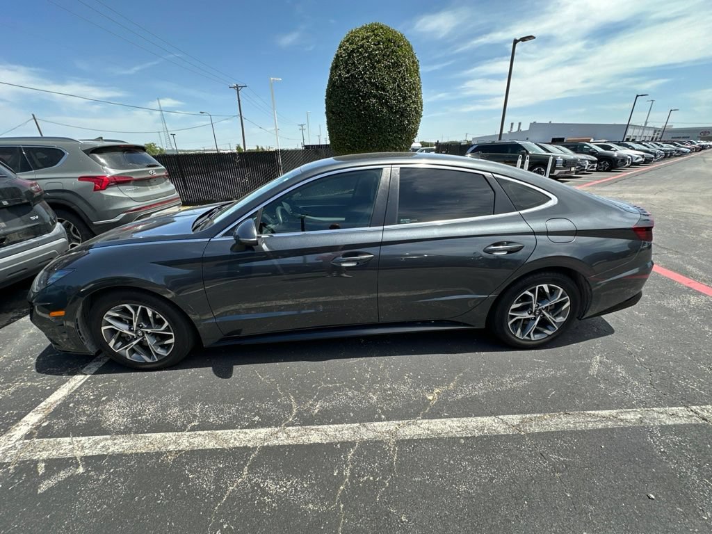 Certified 2022 Hyundai Sonata SEL FWD image 3