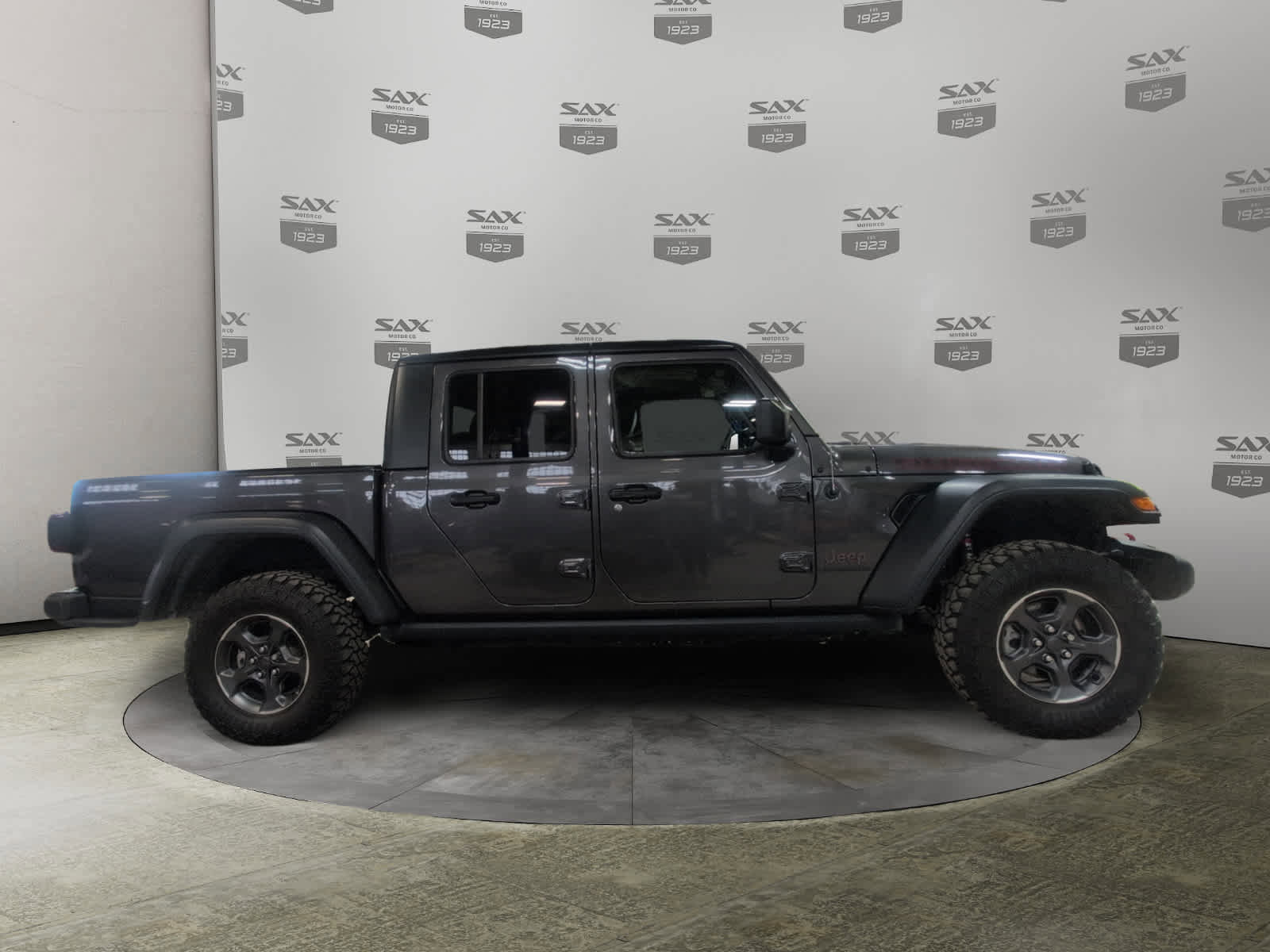 Used 2020 Jeep Gladiator Rubicon AWD/4WD image 6
