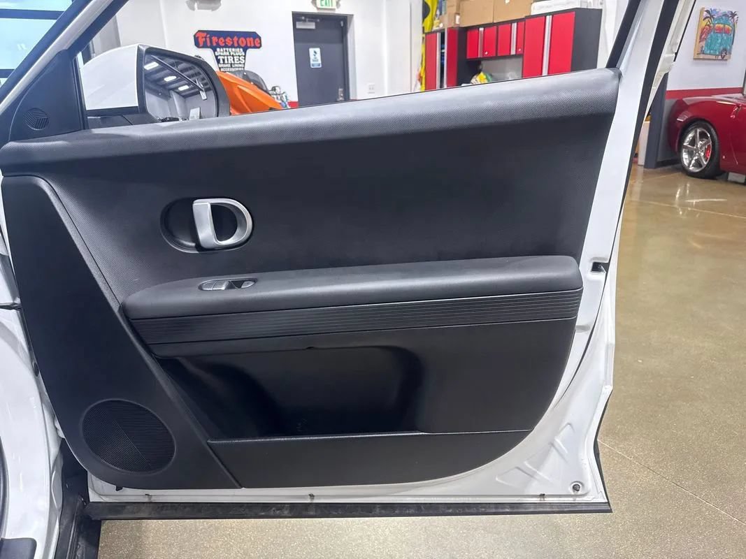 Used 2024 Hyundai Ioniq 5 SE AWD/4WD image 89
