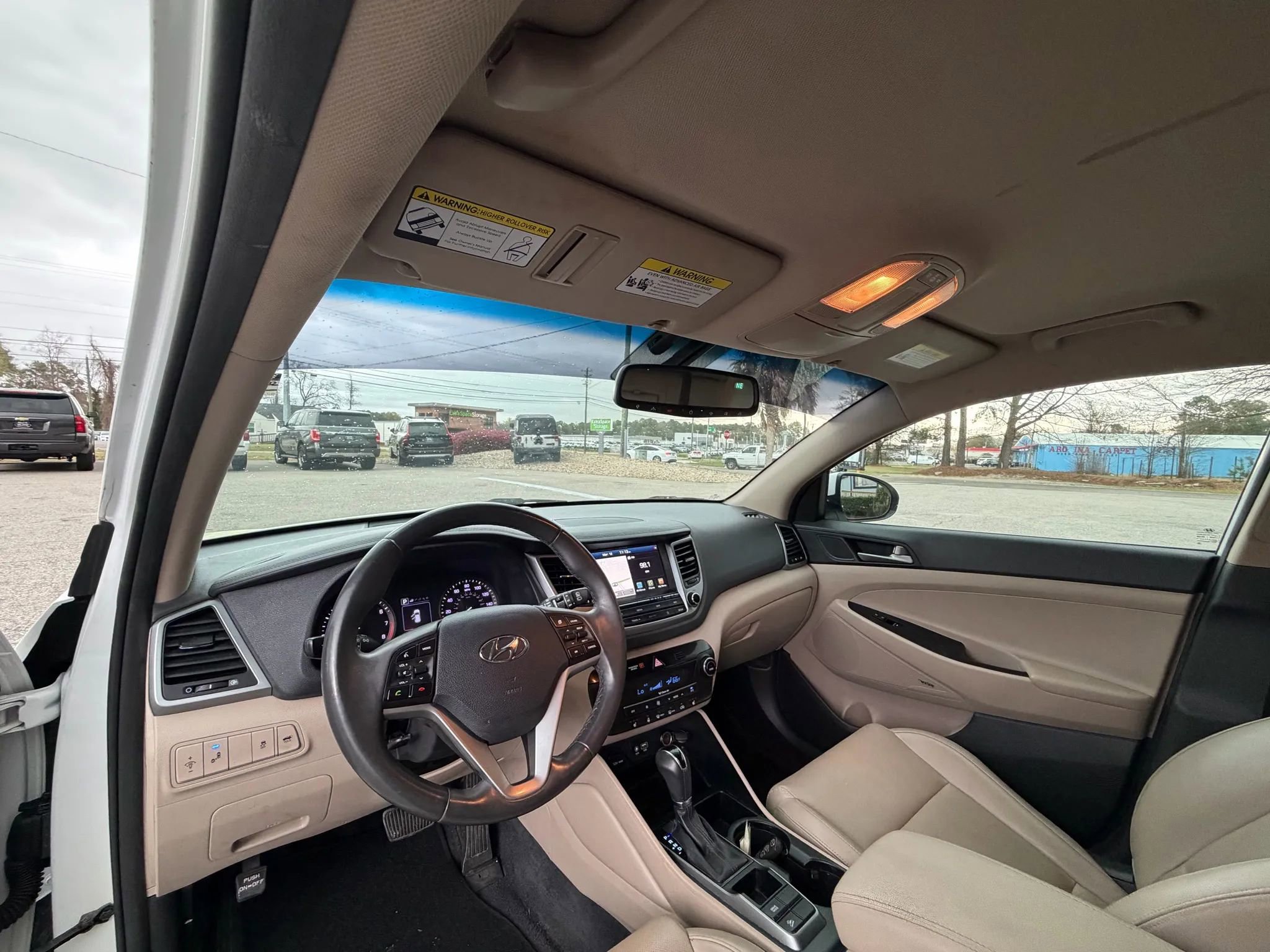 Used 2018 Hyundai Tucson Limited image 25