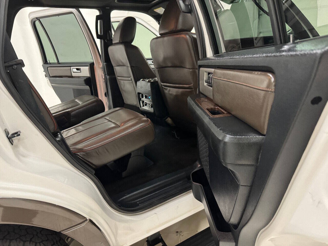 Used 2015 Ford Expedition King Ranch RWD image 51