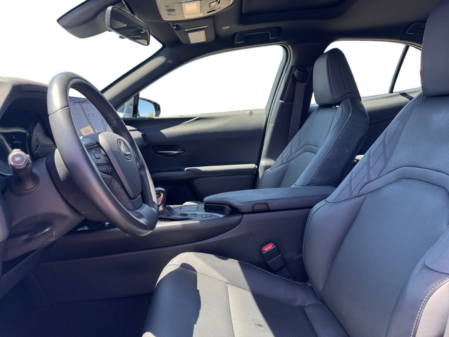 Used 2023 Lexus UX 250h F Sport w/ Accessory Package (A2) FWD image 10