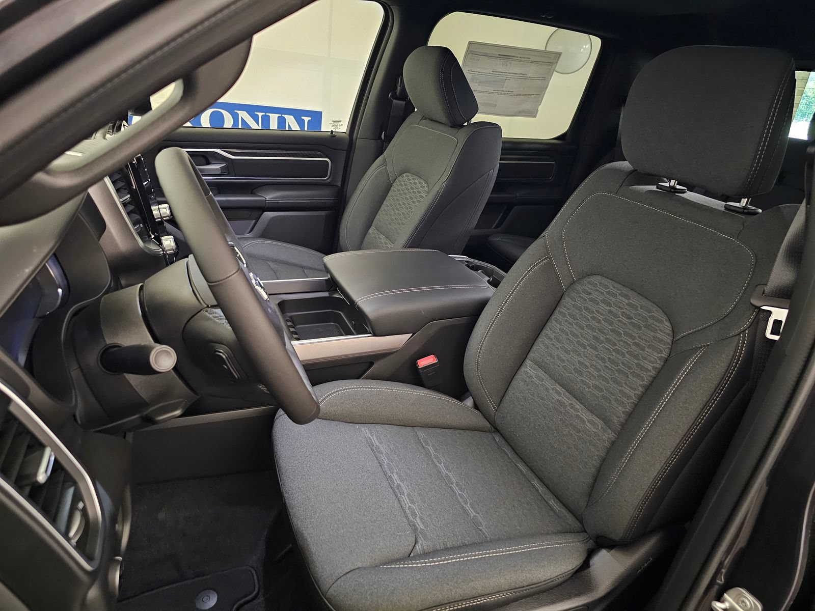 New 2026 RAM 1500 Big Horn AWD/4WD image 5