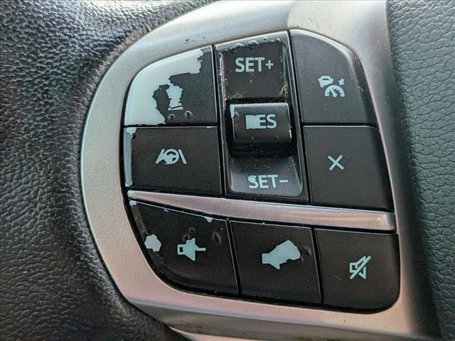 Used 2021 Ford Explorer XLT w/ Equipment Group 202A AWD/4WD image 11