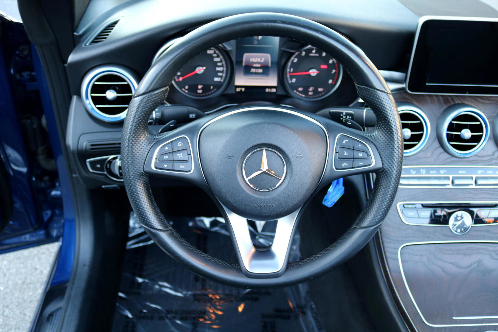 Used 2017 Mercedes-Benz C 300 Cabriolet image 27