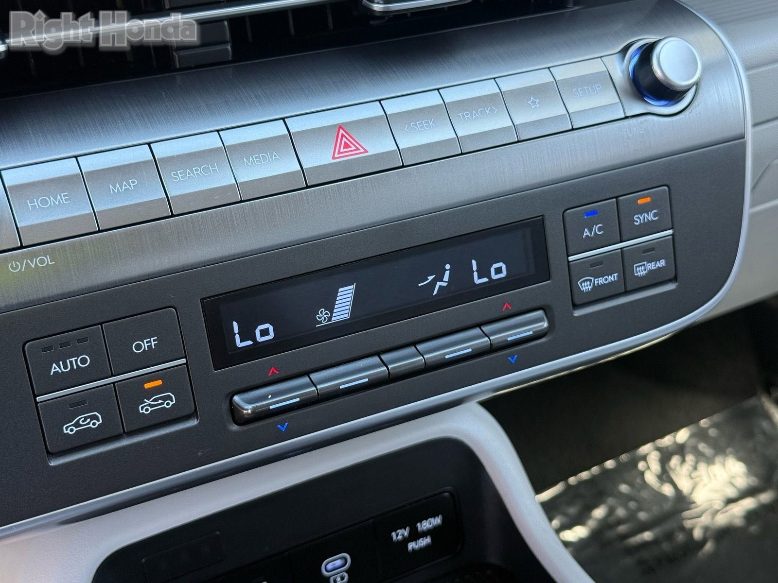 Used 2025 Hyundai Kona SEL image 23