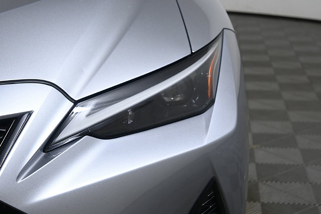 Used 2021 Lexus IS 350 F Sport w/ Accessory Package 2 AWD/4WD image 11