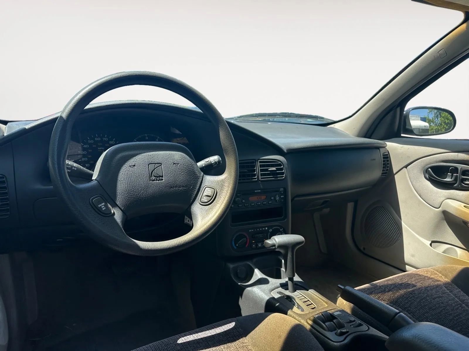 Used 2002 Saturn S-Series SL1 w/ SL1 Option Pkg 1 image 12